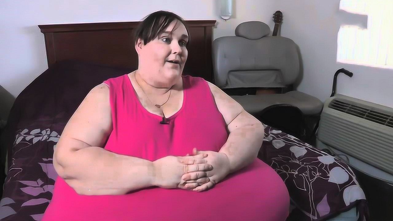 女子体重1450斤,成世界上最胖的人,希望明年成功增重到1吨