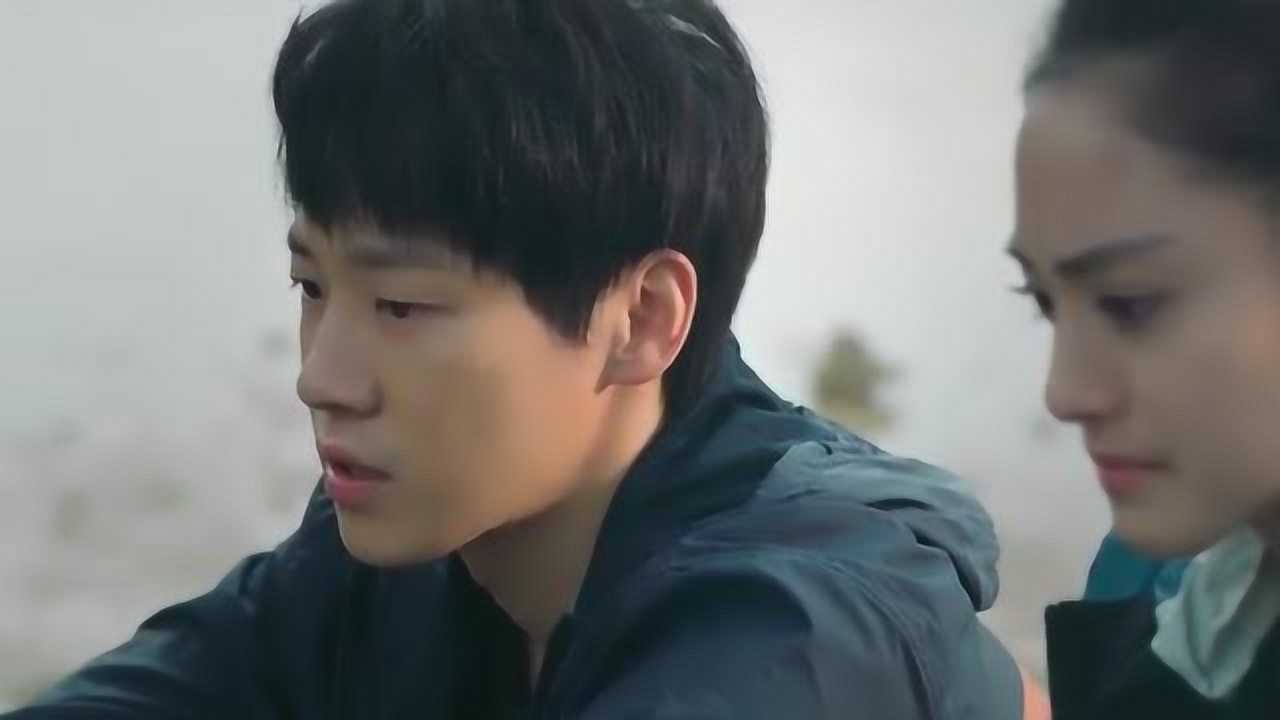 同学两亿岁陆宇辰深情的告诉阿鬼会一直陪着她