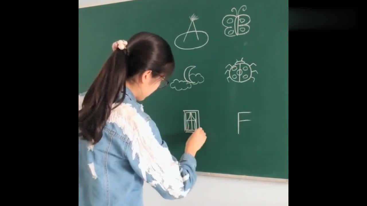 能用六个字母,画出简笔画的人不多了,我下定决心要跟她学会