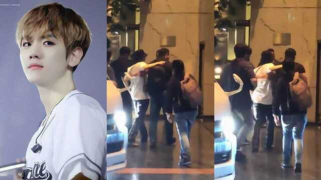 EXO曼谷巡演后要人搀扶才能下车 伯贤亲自解画:好丢脸