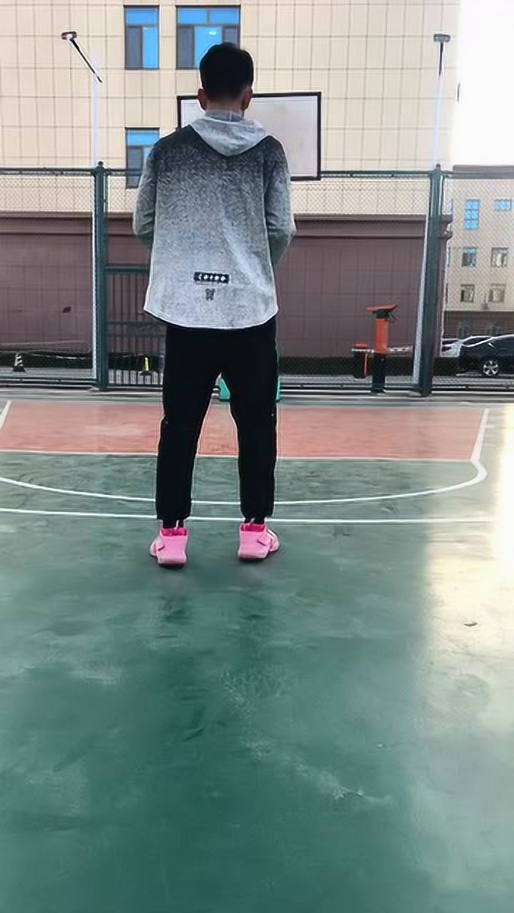 篮球天青哥图片