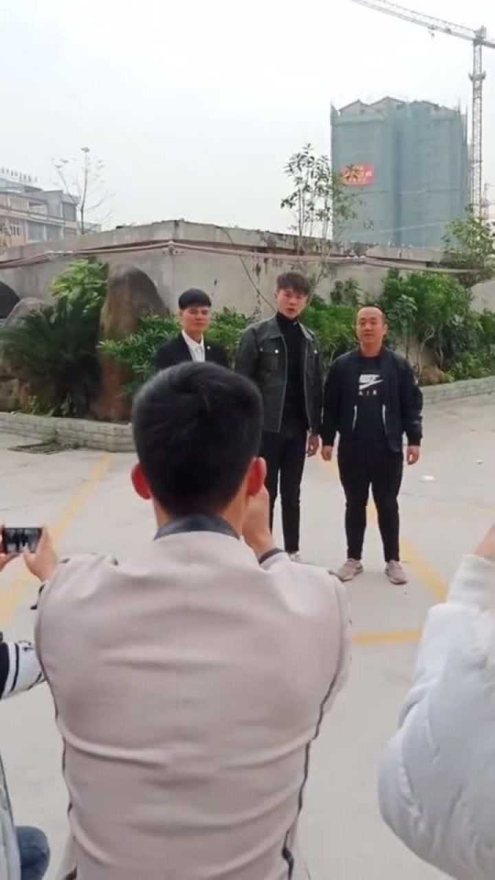 许华升第一次做代言人