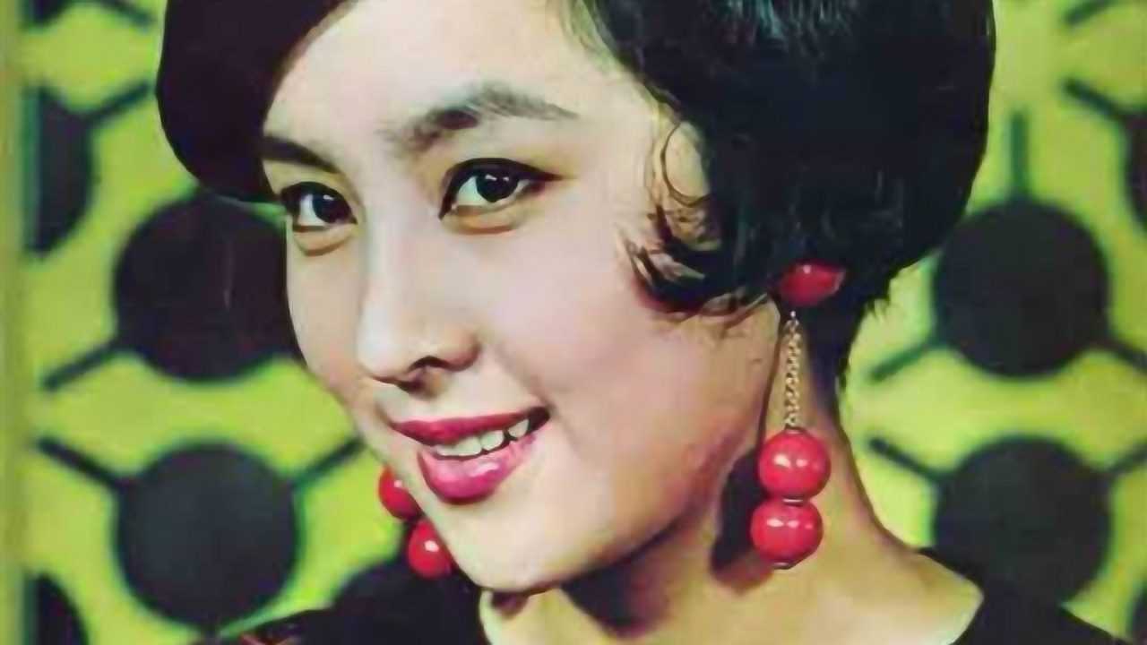 最早版《一帘幽梦》:甄珍紫菱甜美可人