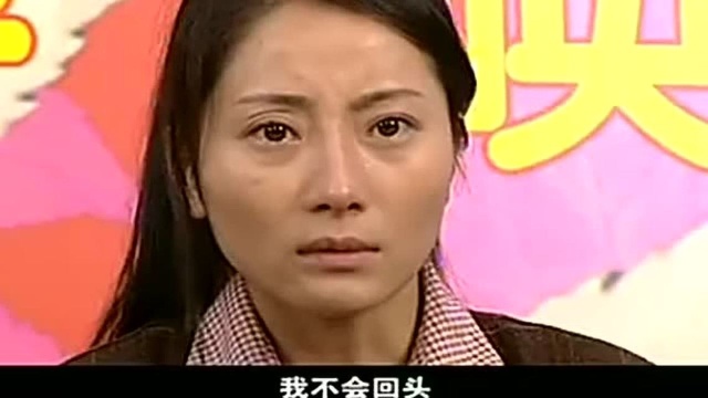 罪犯看见自己家属上了电视台,打电话给电视台现场连线