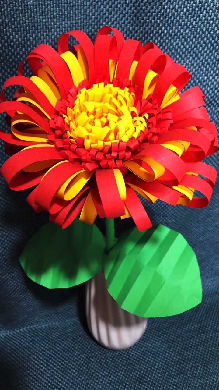 彩纸折花