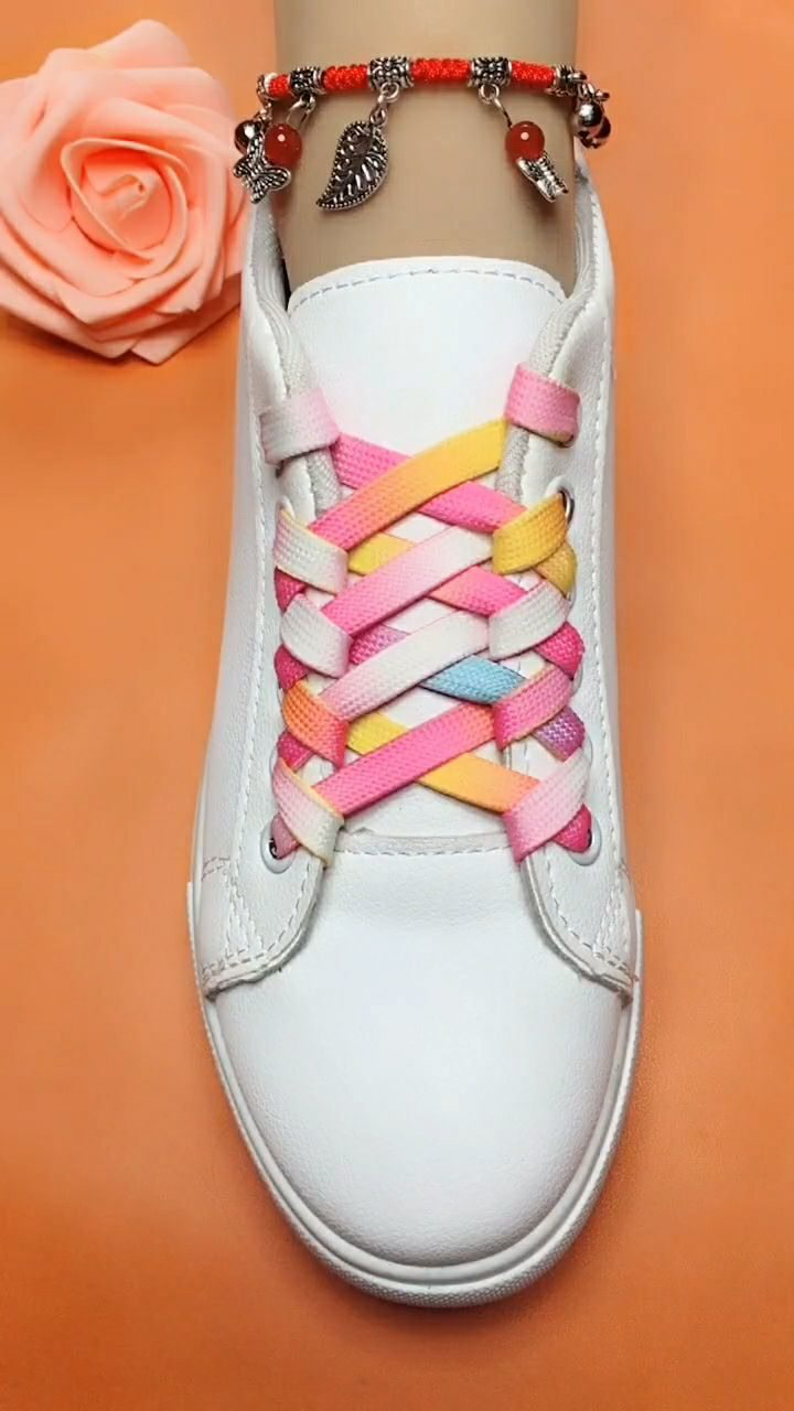 一种很简单的鞋带系法,是彩虹的感觉了