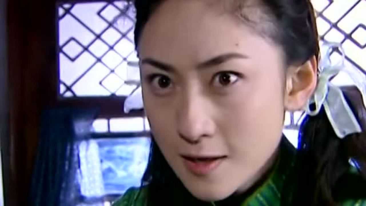 大宅门2美子终究还是忘不了白敬业老婆做的事拿刀砍她