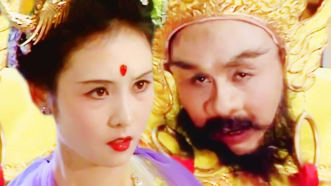 猪八戒调戏嫦娥被罚投身猪胎当时他的九齿钉钯藏在哪里