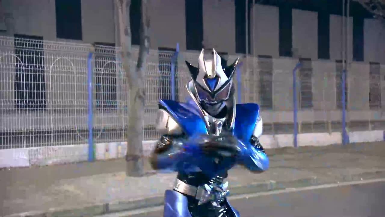 铠甲勇士铠传茨纳米铠甲攻守兼备堪称完美