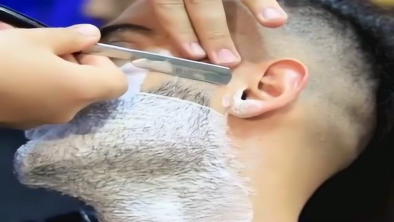 日本理发修面刮胡子图片