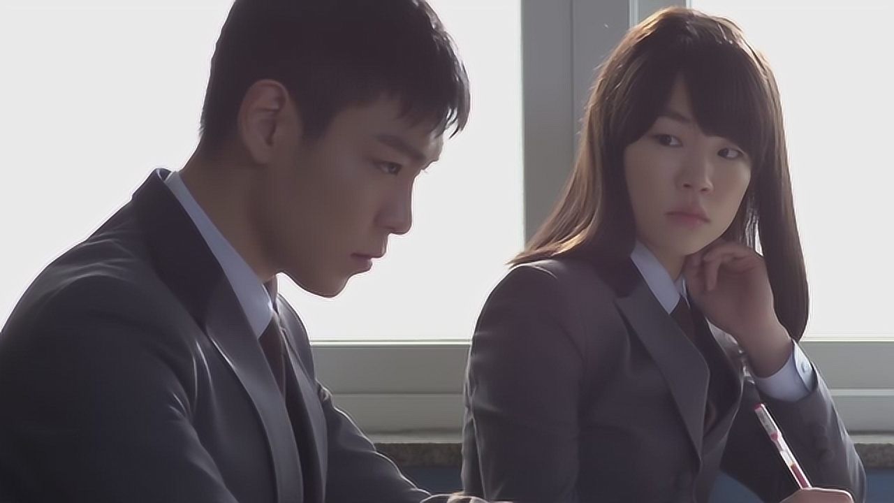 解读韩国电影《同窗生》,高中生晚上化身冷酷杀手,执行任务