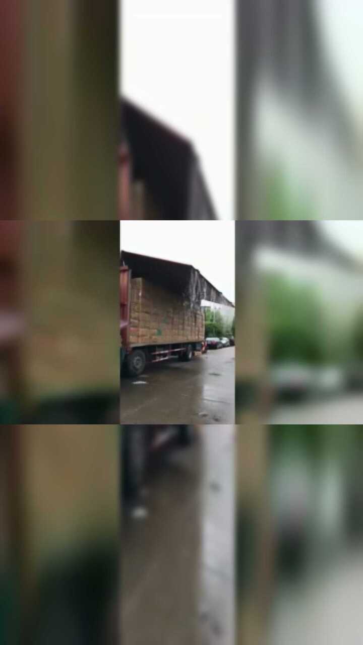侧开门的大货车,装货太方便了,下雨还能挡雨_高清1080P在线观看平台_腾讯视频