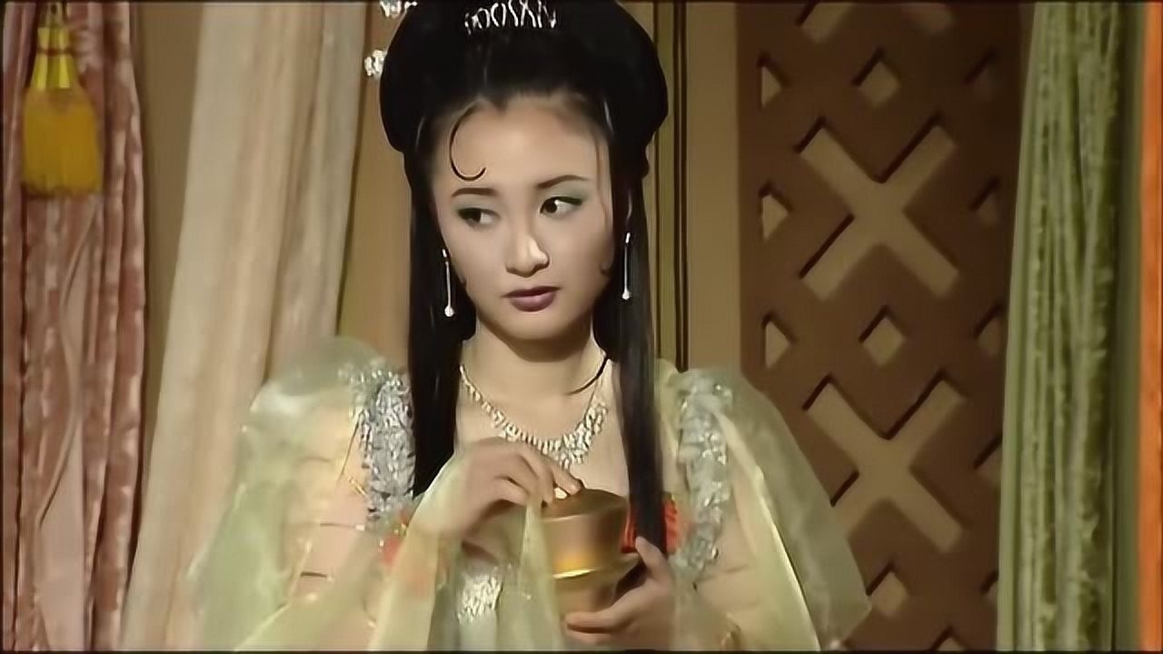 西游记比丘国皇后是狐狸精教唆国王杀孩子悟空直接搅动风雷