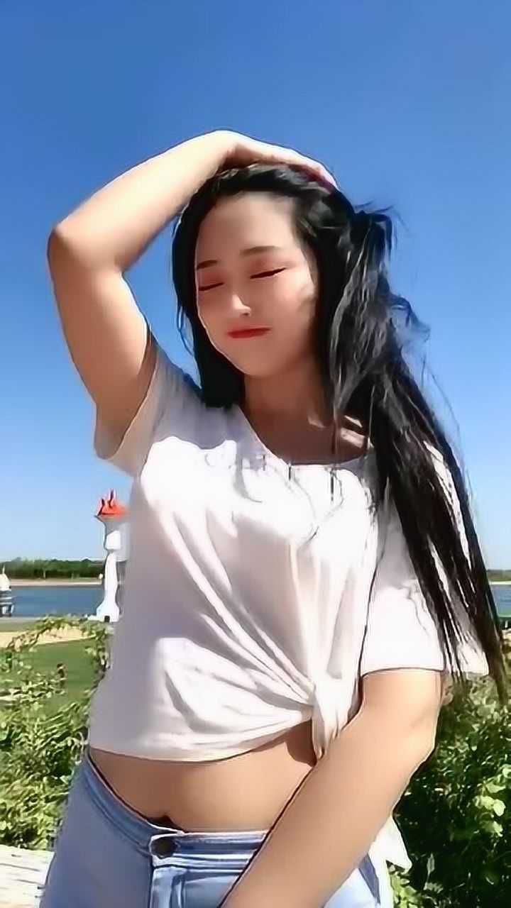 150斤的美女,肥而不腻反而有丰腴美