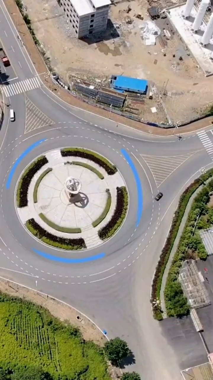 开车进入环岛一定要注意的问题,千万不要因此违章