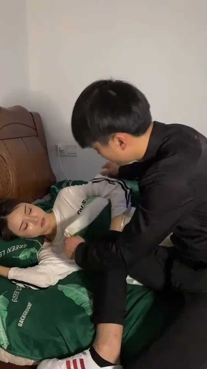 如何正确的哄女朋友睡觉