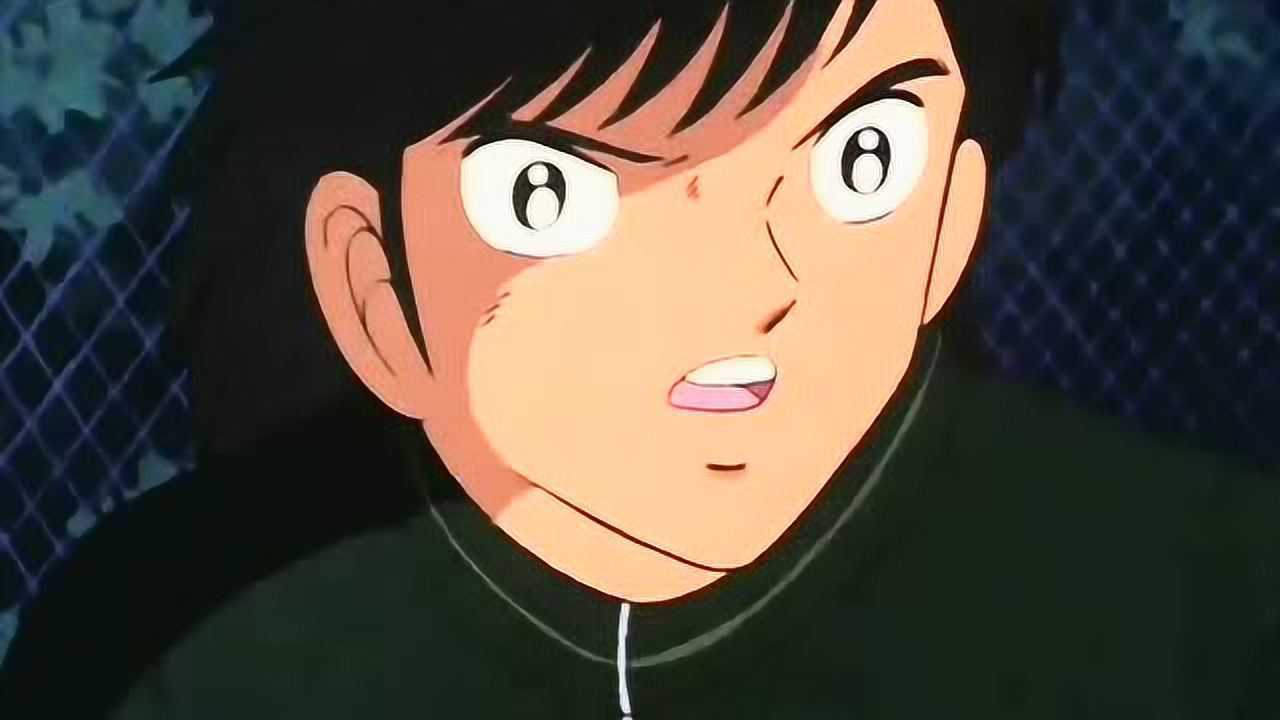 足球小将初中篇:松仁用一个动作征服教练,获得总决赛出场机会