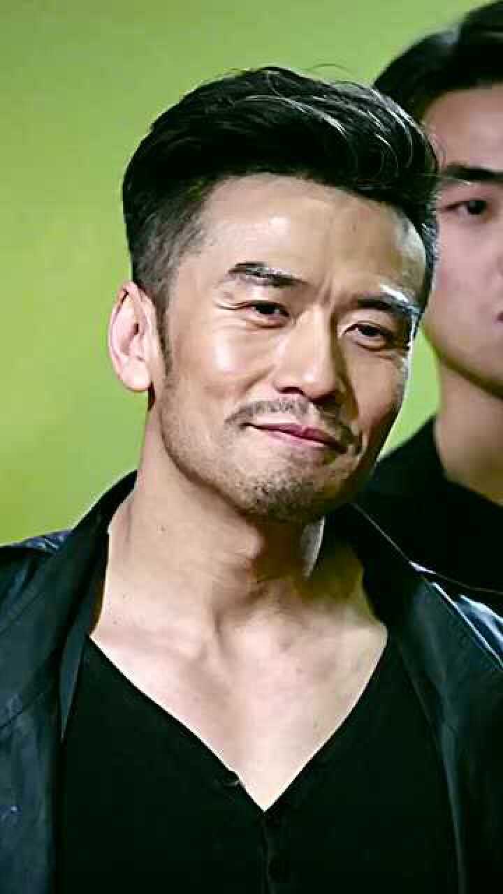 唐文龙来袭这样的演技派你喜欢吗充满了男性的魅力