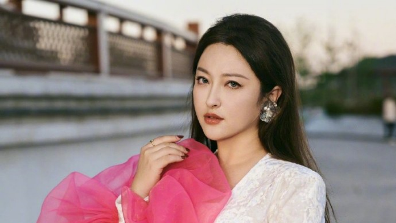 金美儿报名《歌手》,自称十几年全开麦歌手:能做到0负担唱歌