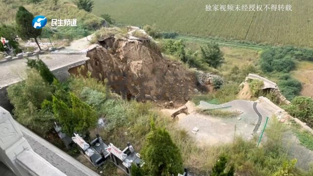 河南郑州:去陵园祭祀母亲,发现墓地坍塌,女子:太对不起母亲了,希望能还故人安宁