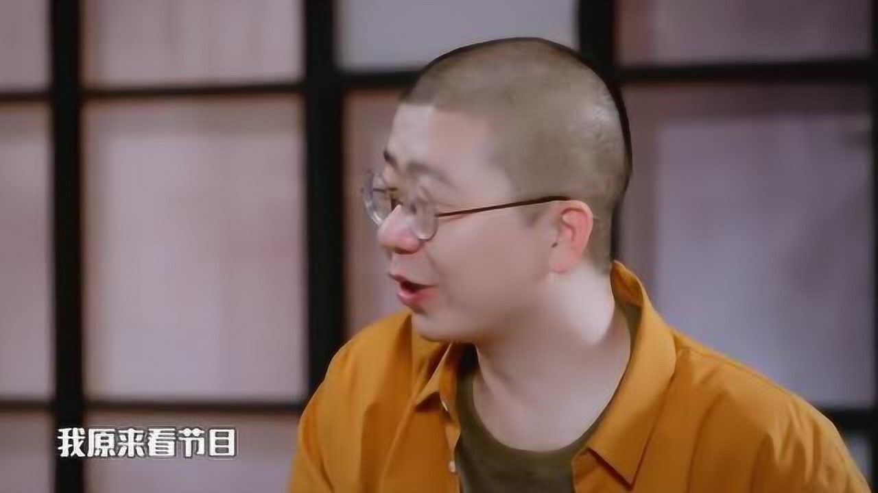 脫口秀大會李誕對於選手失誤的時候就會哈哈大笑