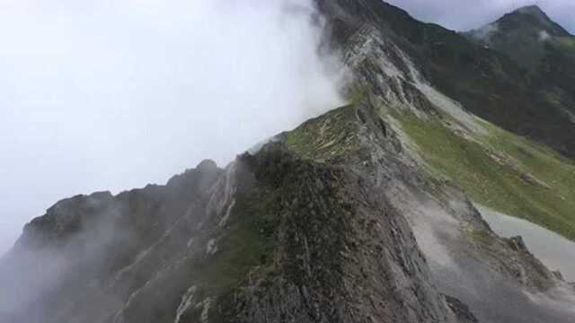 四川茂县九顶山风景