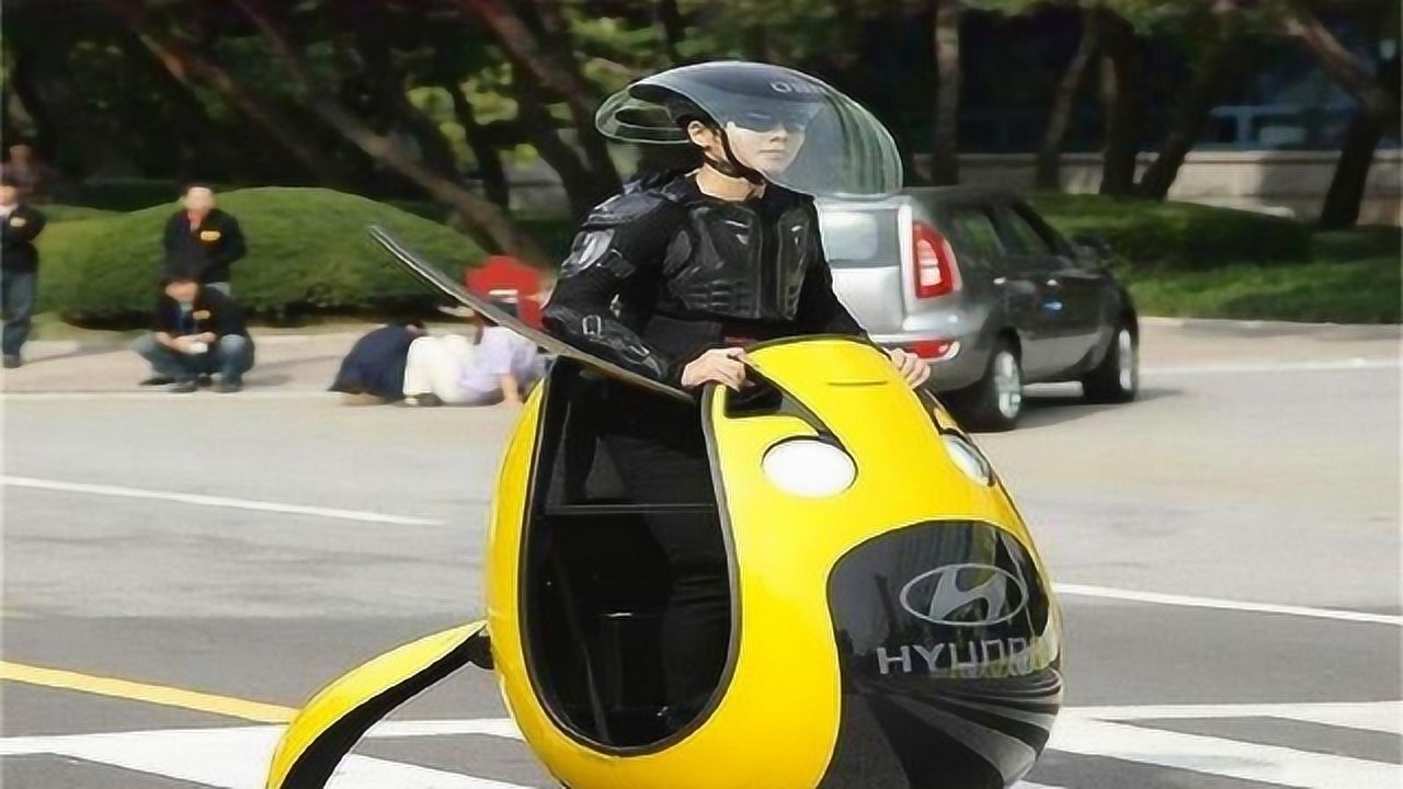 国外发明新型电动车,外表像黄色鸡蛋,功率是普通电动车的3倍!