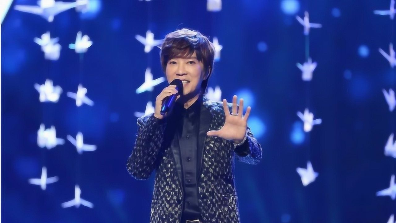 1993年的经典金曲,邰正宵《九百九十九朵玫瑰》,温暖了几代人的心