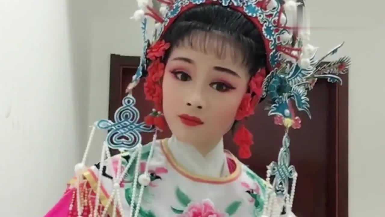 黄梅戏扮皇帝选段经典戏曲百听不厌