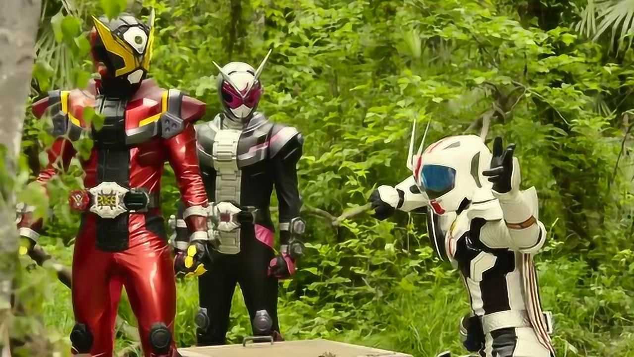 假面骑士zio剧场版吃瘪刚登场变身马赫时王盖兹这家伙好中二