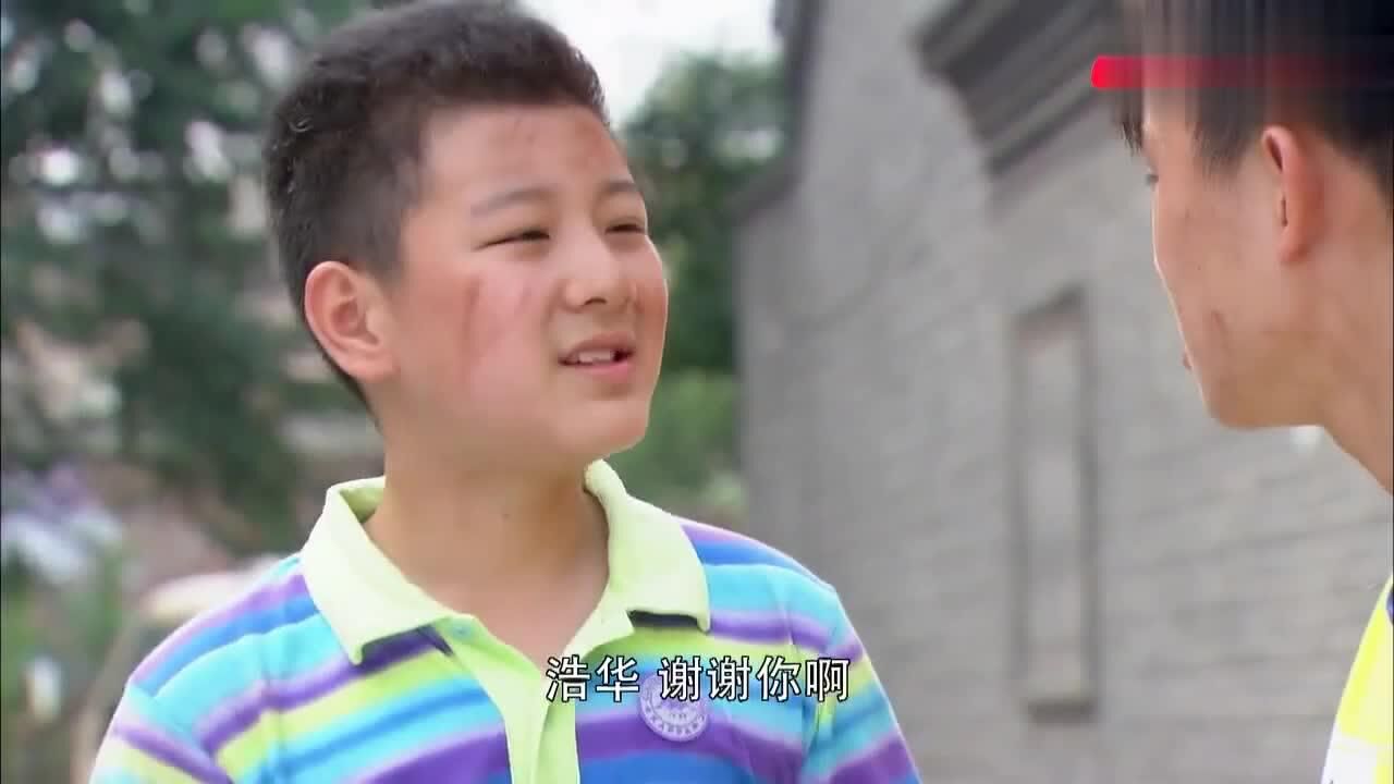 夜市人生金亮买300块的韭菜盒子竟全送给路人用来献爱心