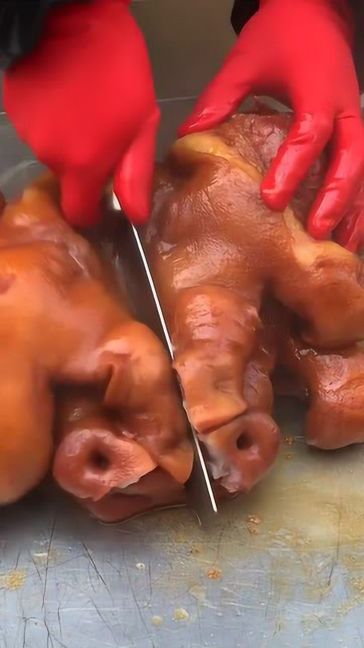 社会最高礼仪请大家吃猪头肉卧槽好馋人啊