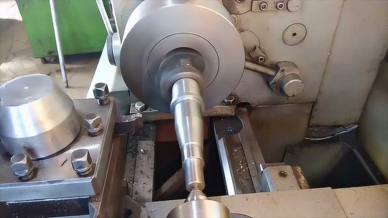 看一下日本精密车床加工技术,实在太精细了