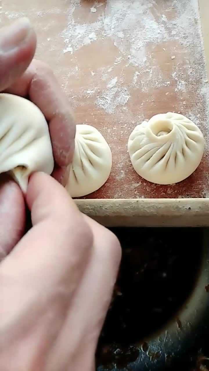 小笼包的手法教程让你一看就会_腾讯视频