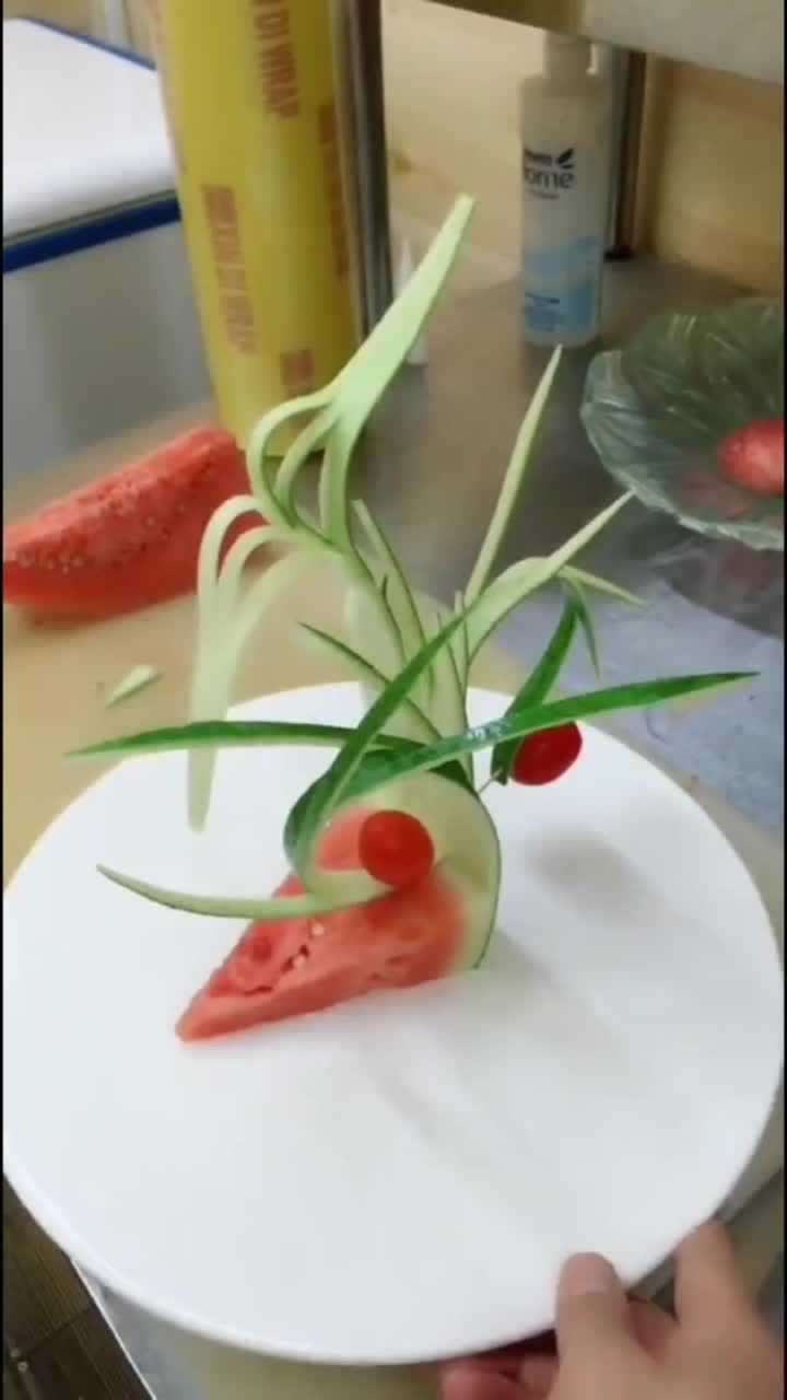 教你一招,西瓜草花切法