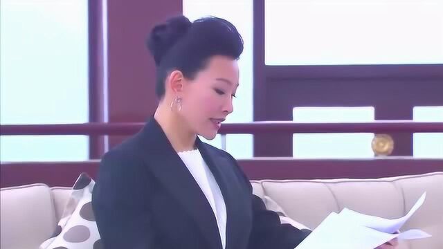 不愧为影后,陈冲的演技就是棒,女总裁范十足