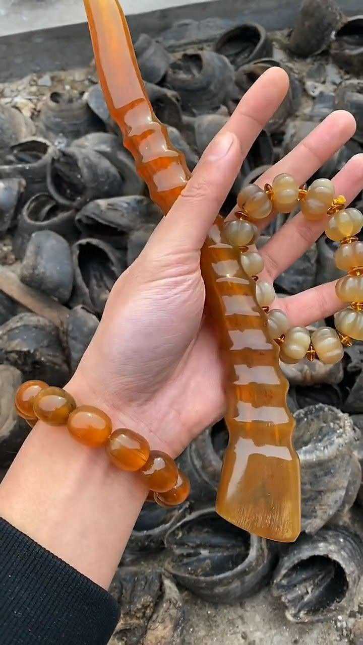 羊角盘出来之后晶莹剔透而且特别的精美