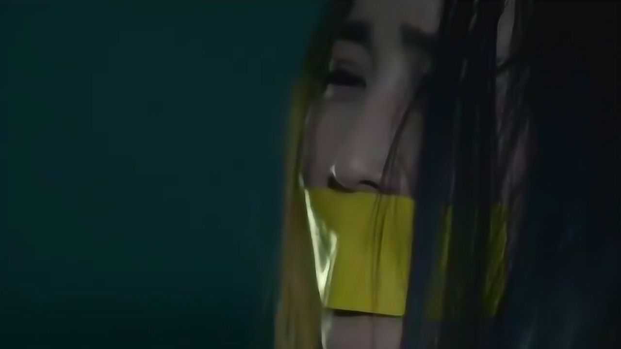 美女校花被绑架，变态男直接开始动手，美女直接绝望了_腾讯视频