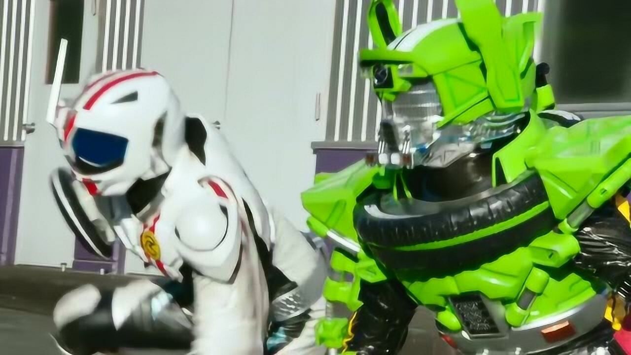 假面骑士看护可以随意改造机械变异体还能够针对驰骑专门进行改造