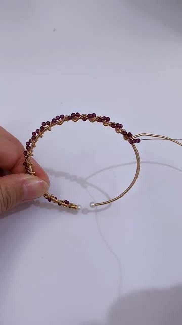 拿一根破铁丝就可以做一个手镯赶紧艾特你的男朋友比买的还要省钱