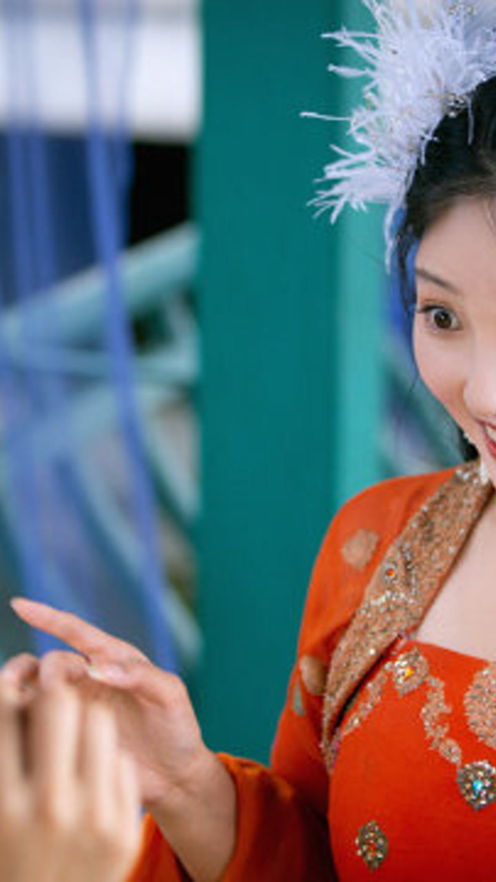 《丑女洛无忧》第18集:王爷送丑女礼物,遭丑女拒绝