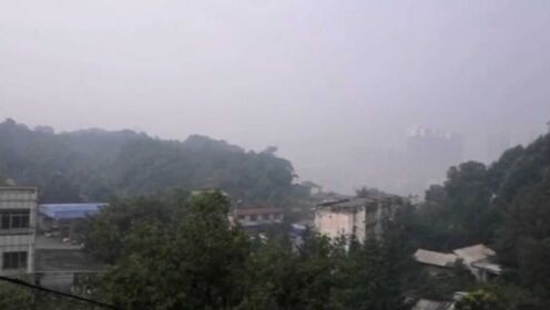 乐山五通桥化工厂泄漏大批人员紧急撤离？官方：未发生爆炸，正排查