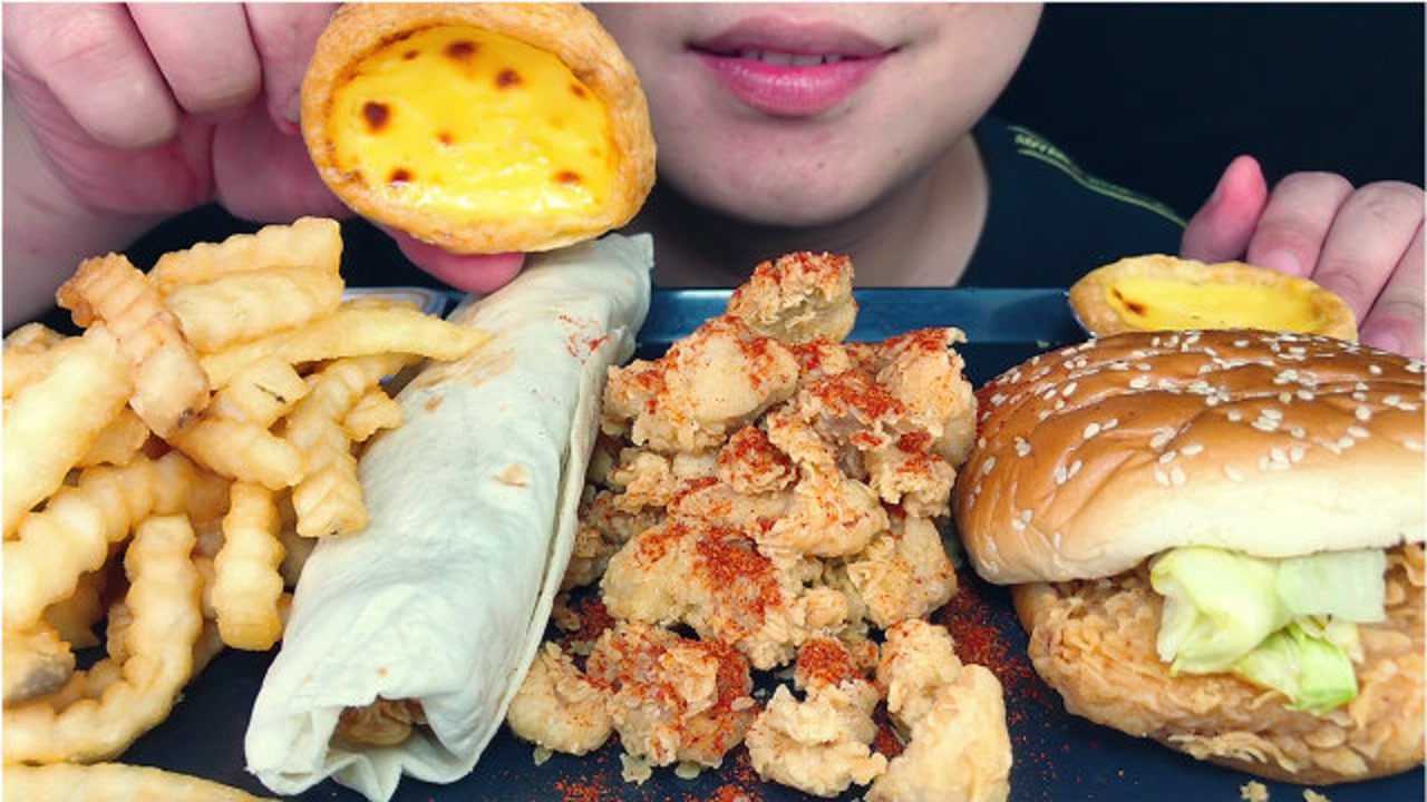 吃肯德基新品,双重有料t,听不一样的美食咀嚼音!