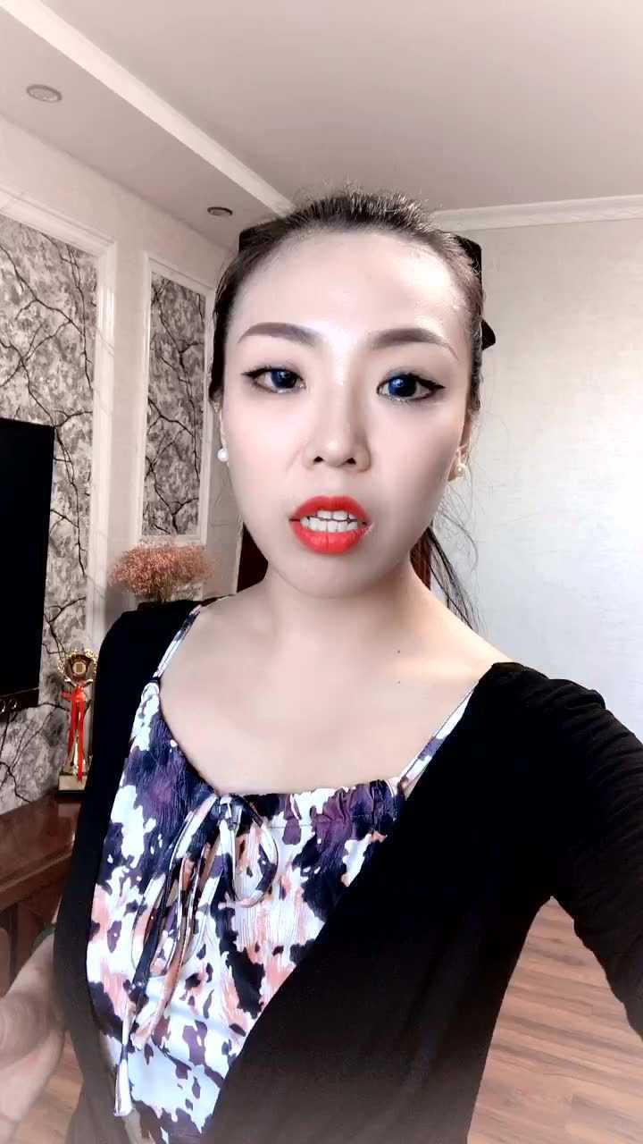 8月29日 【维吾尔族舞蹈】17:30 若涵老师