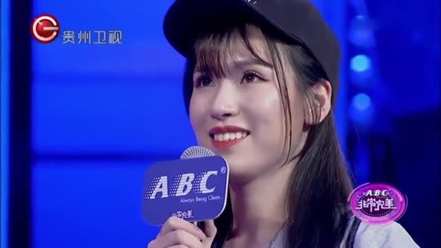 糖果少女穿全套应援服求爱偶像DJ,这波表白太用心了