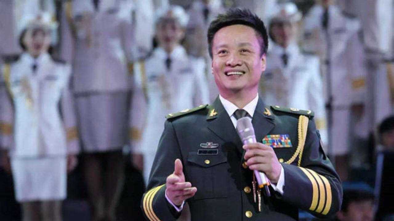 阎维文谈女儿出嫁与外交部长结为儿女亲家婚礼上献歌引发全场泪崩