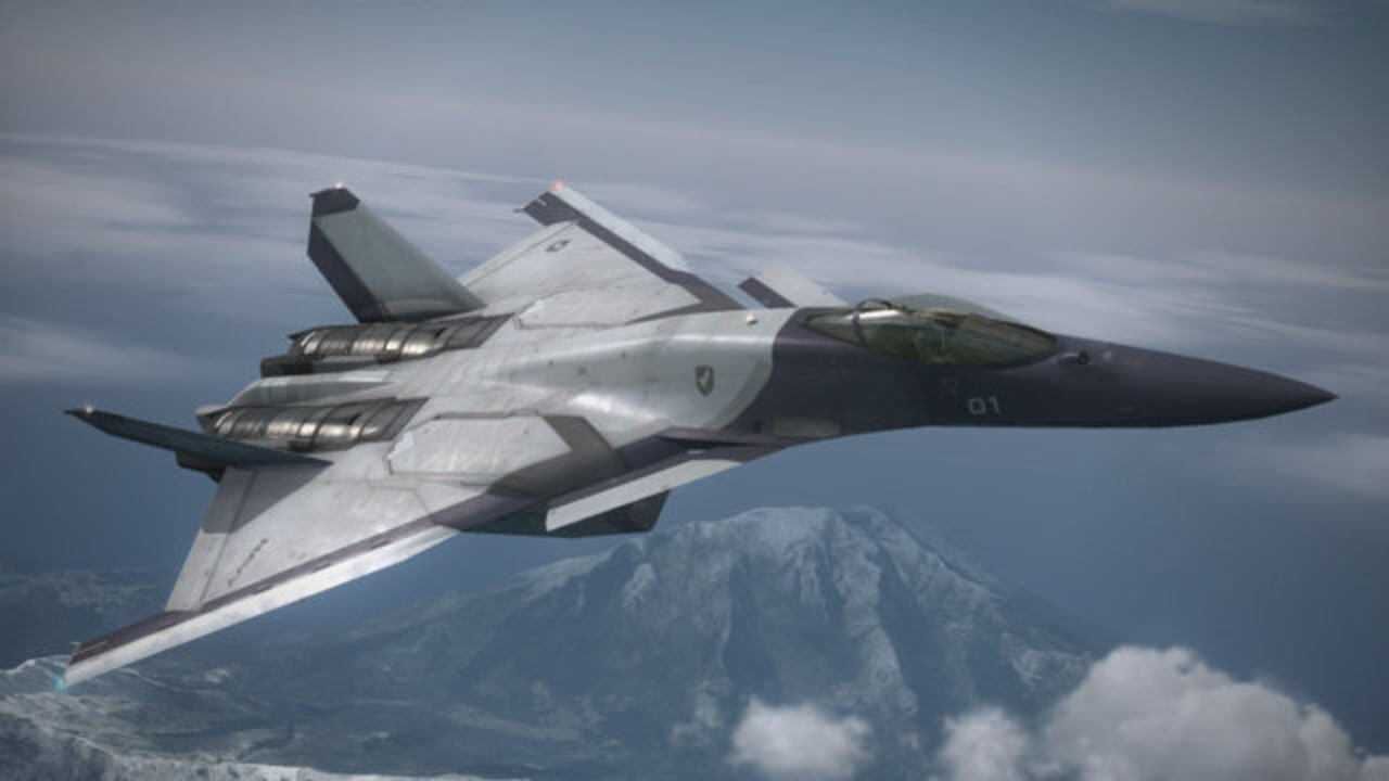 皇牌空战中的cfa-44战机,具有机动性高,杀伤能力强等特点