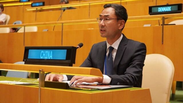 想强逼中国做决定?美方低估中国反制决心,耿爽回应立场坚定