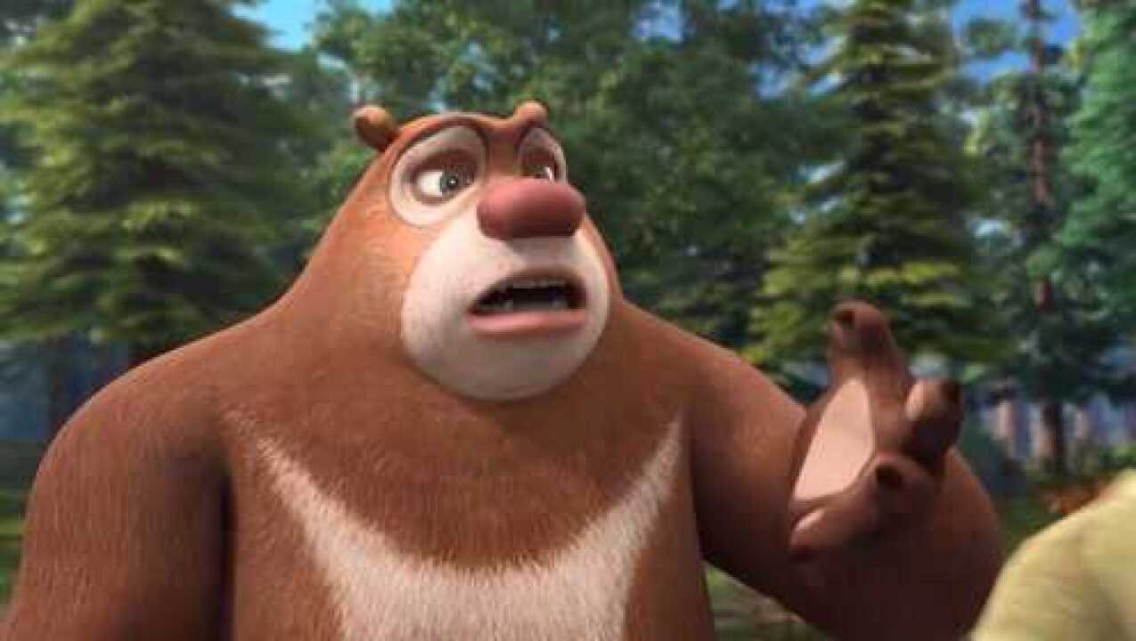 熊出没:熊大自嘲自己的大肚腩,一推一晃悠!