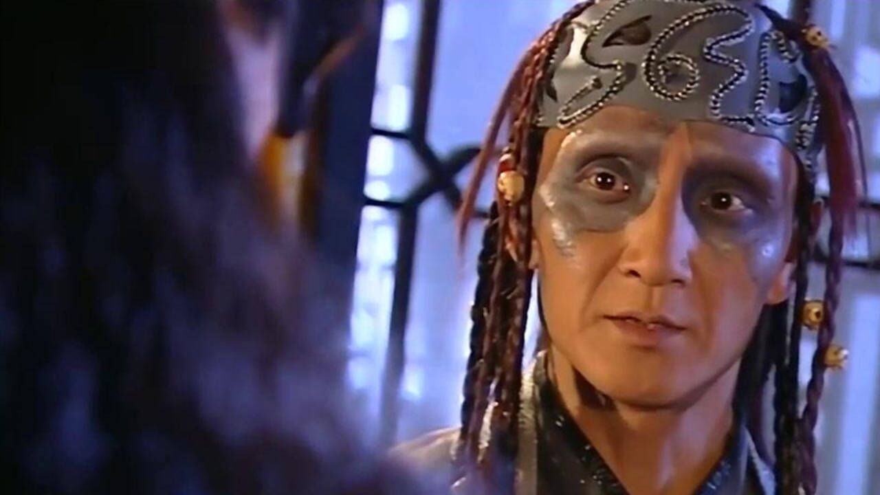 倚天屠龙记范遥竟说自己和灭绝师太是老情人鹿杖客都傻眼了